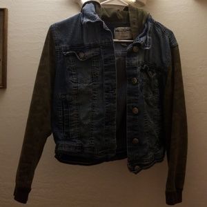 Hooded denim jacket